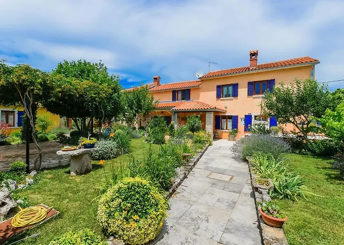 Loreta By Interhome * Cabrunici