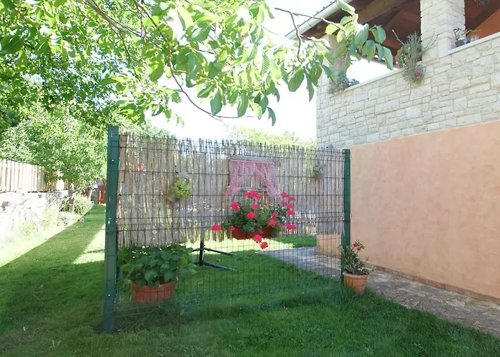 Loreta By Interhome Vakantiehuis *