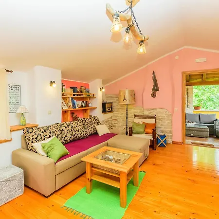 Loreta By Interhome * Cabrunici