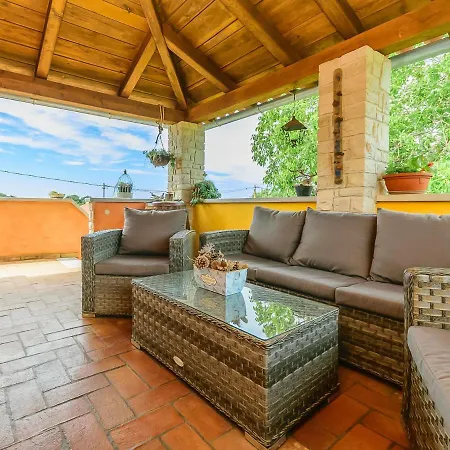 Holiday Home Loreta By Interhome