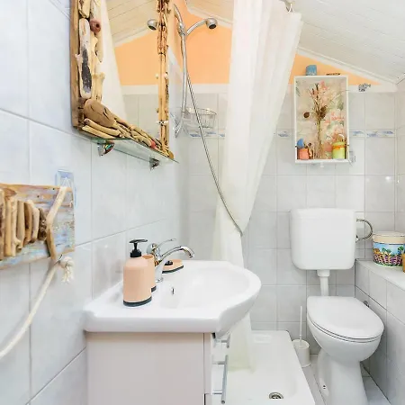 Holiday home Holiday Home Loreta By Interhome *