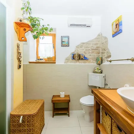 Holiday Home Loreta By Interhome Holiday home Cabrunici